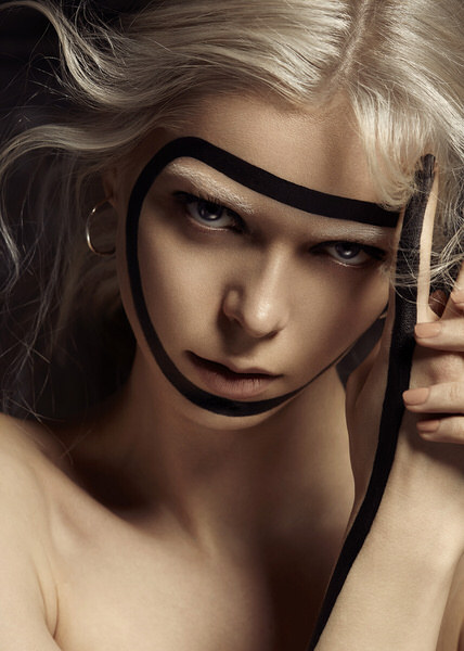 Photograph Tina Eisen Straight Lines on One Eyeland