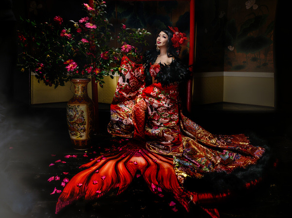 Photograph Haseo Hasegawa Red Mermaid 2 on One Eyeland