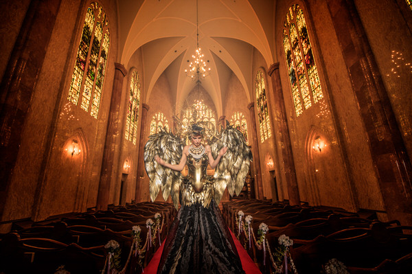 Photograph Haseo Hasegawa Golden Angel 3 on One Eyeland