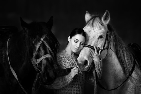 Photograph Mikhail Potapov Roxx on One Eyeland