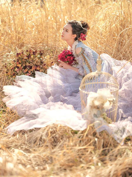 Photograph Haseo Hasegawa Snow White 2 on One Eyeland