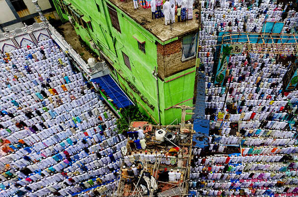 Photograph Arnab Mitra Eid Prayer on One Eyeland