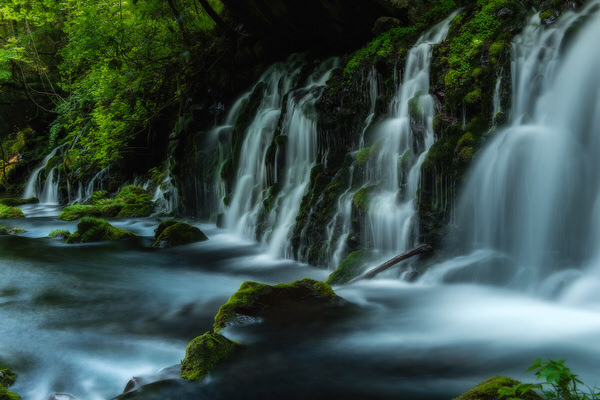 Photograph Kazuaki Koseki Pure Water on One Eyeland