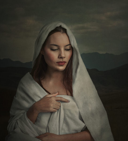 Photograph Paola Massa Odalisca on One Eyeland