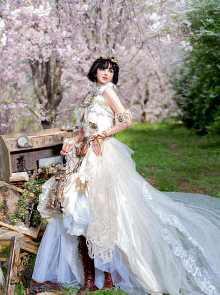 Photograph Haseo Hasegawa Sakura Steampunk 2 on One Eyeland