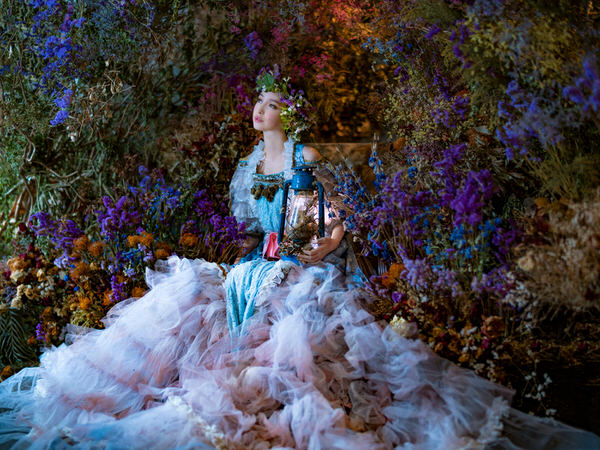 Photograph Haseo Hasegawa Snow White 2 on One Eyeland