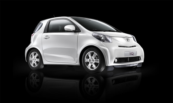 Photograph Daniele Fiore Toyota on One Eyeland