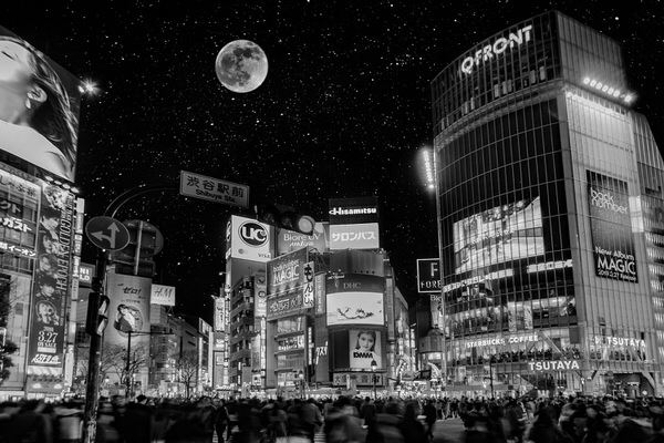 Photograph Jin Tamaoki Shibuya 2019 Under The Universe 002 on One Eyeland