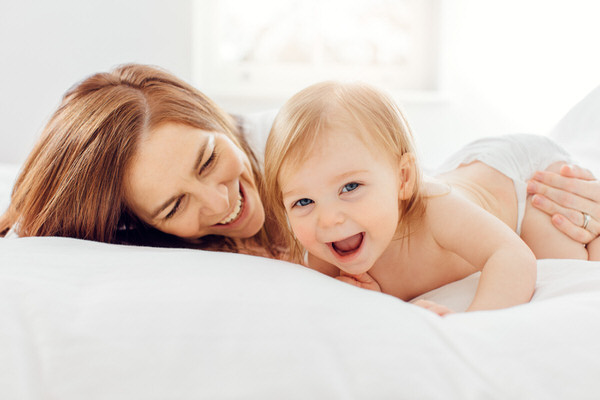 Photograph Katie Rollings Family Time on One Eyeland