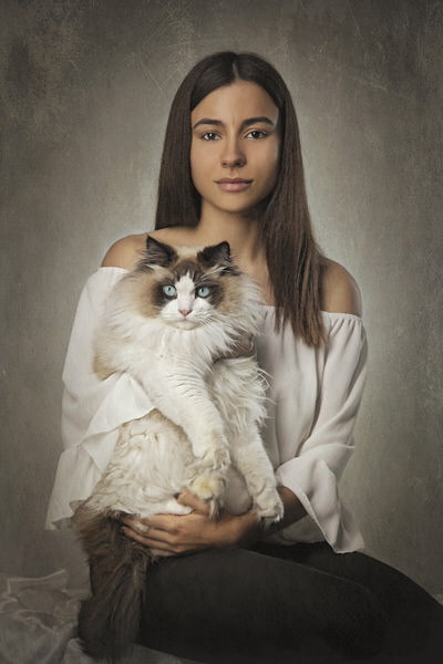 Photograph Ddiarte Ddiarte Francisca on One Eyeland