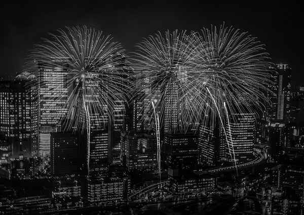 Photograph Yoshitaka Aida City Fireworks on One Eyeland