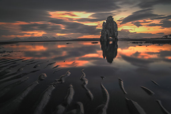 Photograph Feliksas Ostapenko Drinkink Dragon on One Eyeland