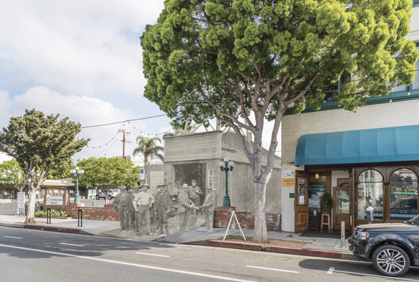 Photograph Jens Lucking Main Street Tower Santa Monica 1902 2017 on One Eyeland