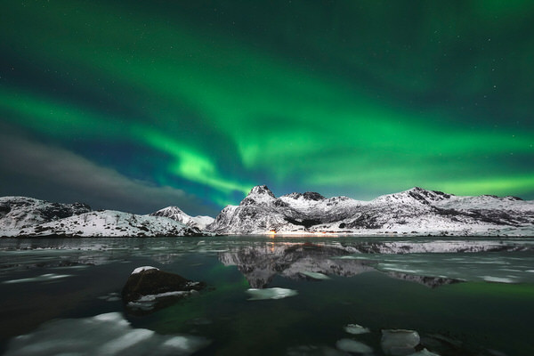Photograph Rafal Kaniszewski Green Lady on One Eyeland