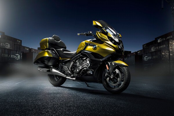 Photograph Pieter Pieters Bmw Gt Bike on One Eyeland