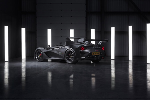 Photograph Andrew Winnicki Lotus 3eleven on One Eyeland