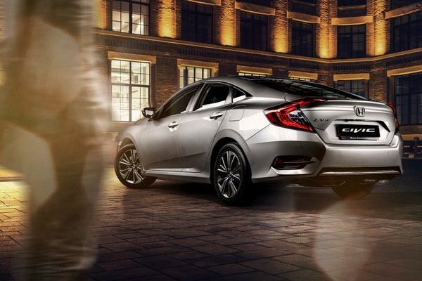 Photograph Pieter Pieters Honda Civic Back View on One Eyeland