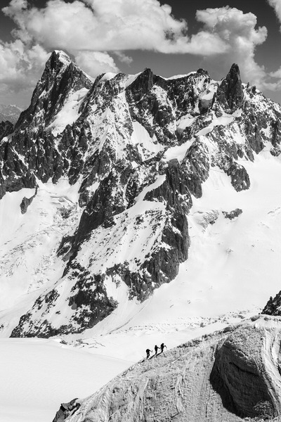 Photograph Frank Peters Three Climbers on One Eyeland