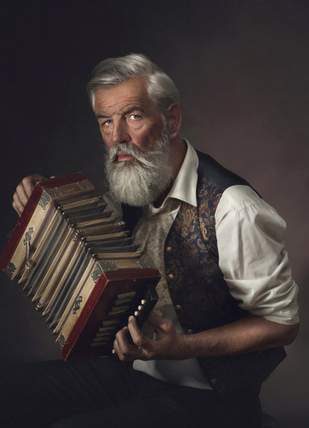 Photograph Natascha Meijndershagen Accordeon on One Eyeland