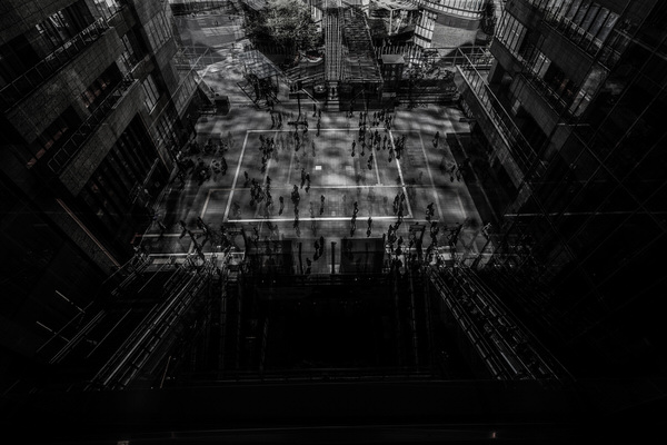 Photograph Yoshitaka Aida Osaka Station on One Eyeland