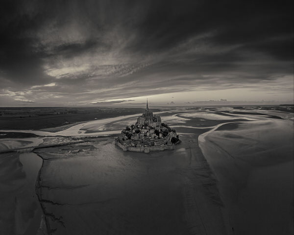 Photograph Antti Viitala Mont Saint Michel on One Eyeland