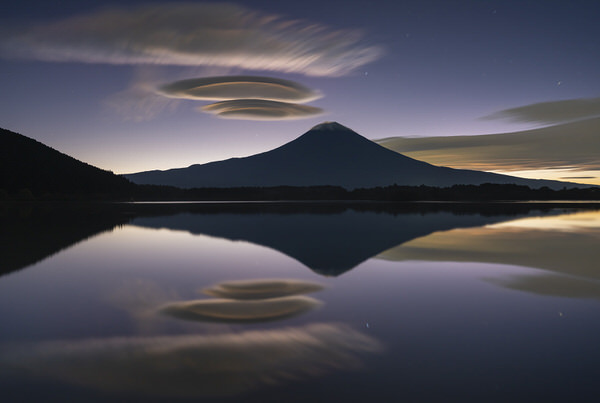 Photograph Kousuke Kitajima Mysterious Clouds on One Eyeland