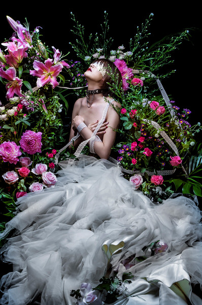 Photograph Haseo Hasegawa East Eden on One Eyeland