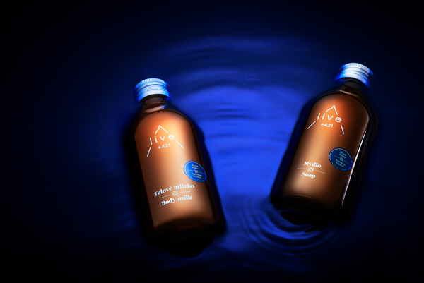 Photograph Dusan Holovej Live 421 Soap And Body Milk on One Eyeland