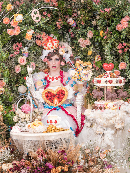 Photograph Haseo Hasegawa Sweets on One Eyeland