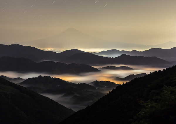 Photograph Kousuke Kitajima Glowing Clouds on One Eyeland