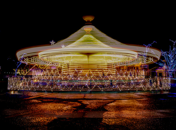 Photograph Yoshitaka Aida Merry Go Round on One Eyeland