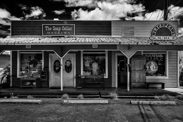 Photograph Yasuhiro Sakuda Countryside Shop on One Eyeland