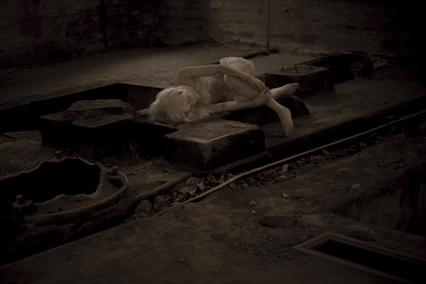 Photograph Danduka Yasuo Left Behind on One Eyeland