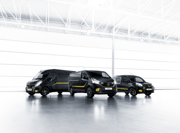 Photograph Arnaud Taquet Renault Uv Range on One Eyeland