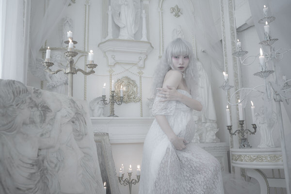 Photograph Danduka Yasuo Maternity on One Eyeland