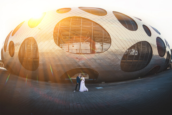 Photograph Pavel Pomoleyko Wedding Couple Near Borisov Arena on One Eyeland
