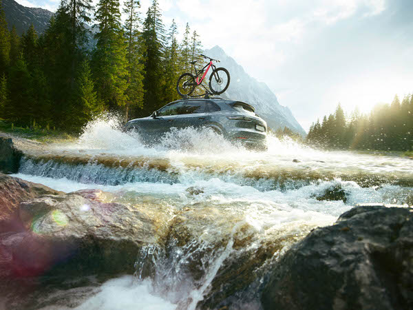 Photograph Stephan Romer Porsche Sommer Tequipment on One Eyeland