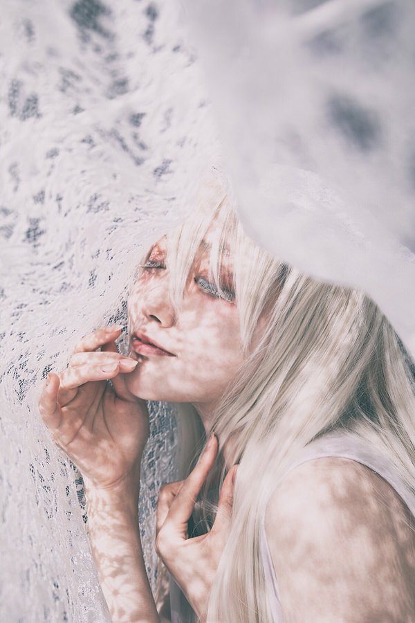 Photograph Daisuke Kiyota Sae on One Eyeland