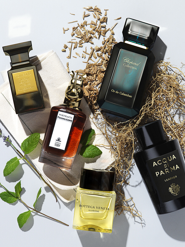 Photograph Barry Makariou Fragrance Gifts on One Eyeland