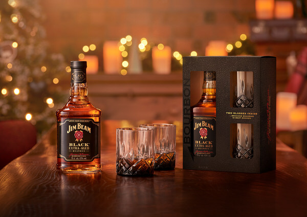 Photograph Warren Ryley Jim Beam Christmas Campaign 2019 on One Eyeland