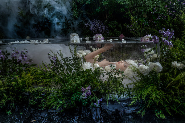 Photograph Haseo Hasegawa Sleeping on One Eyeland