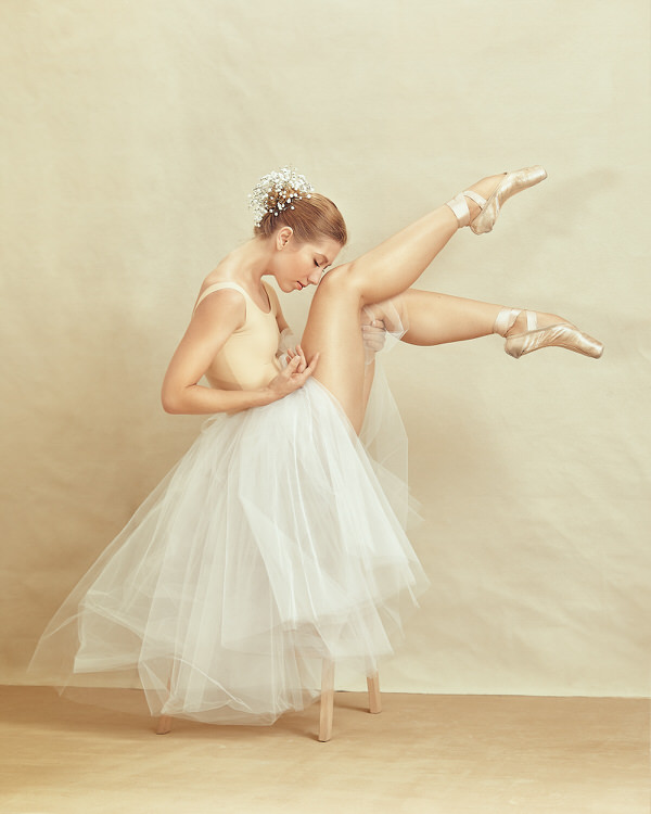 Photograph Irina Jomir Poppyseed_dancer V on One Eyeland
