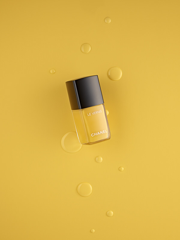 Photograph Robert Tardio Yellow Chanel on One Eyeland