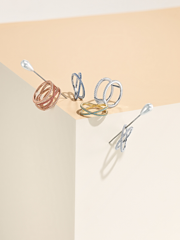 Photograph Robert Tardio Michael Kors Rings on One Eyeland