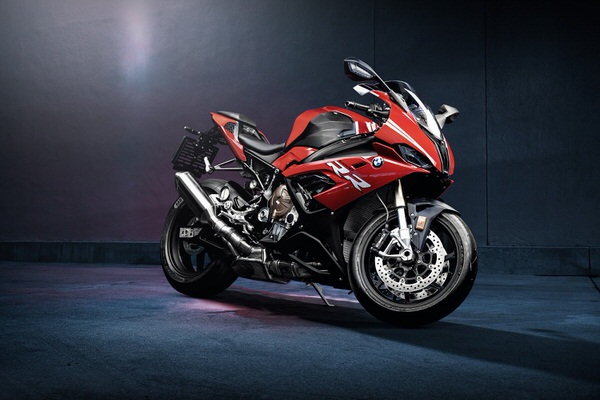 Photograph Pieter Pieters Bmw S1000 Rr on One Eyeland