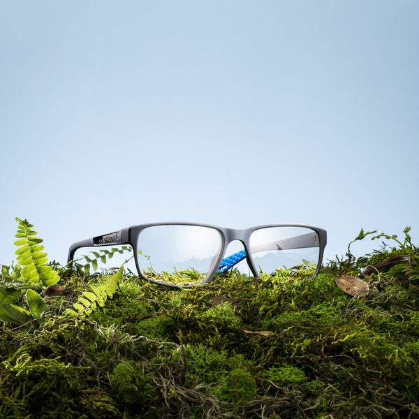 Photograph Kevin Norris Dragon Alliance Eyewear on One Eyeland