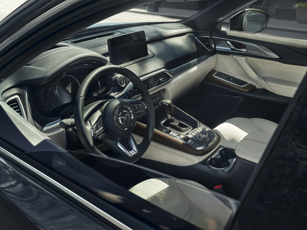 Photograph Patrick Curtet Interior Beauty on One Eyeland