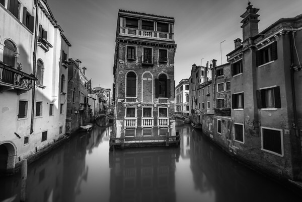 Photograph Michele Fornaciari In The Middle on One Eyeland