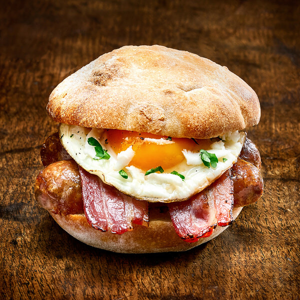 Photograph Piotr Gregorczyk Breakfast Sarnie on One Eyeland