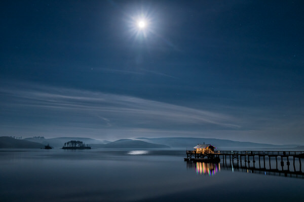 Photograph Mark Zukowski Nicks At Night on One Eyeland
